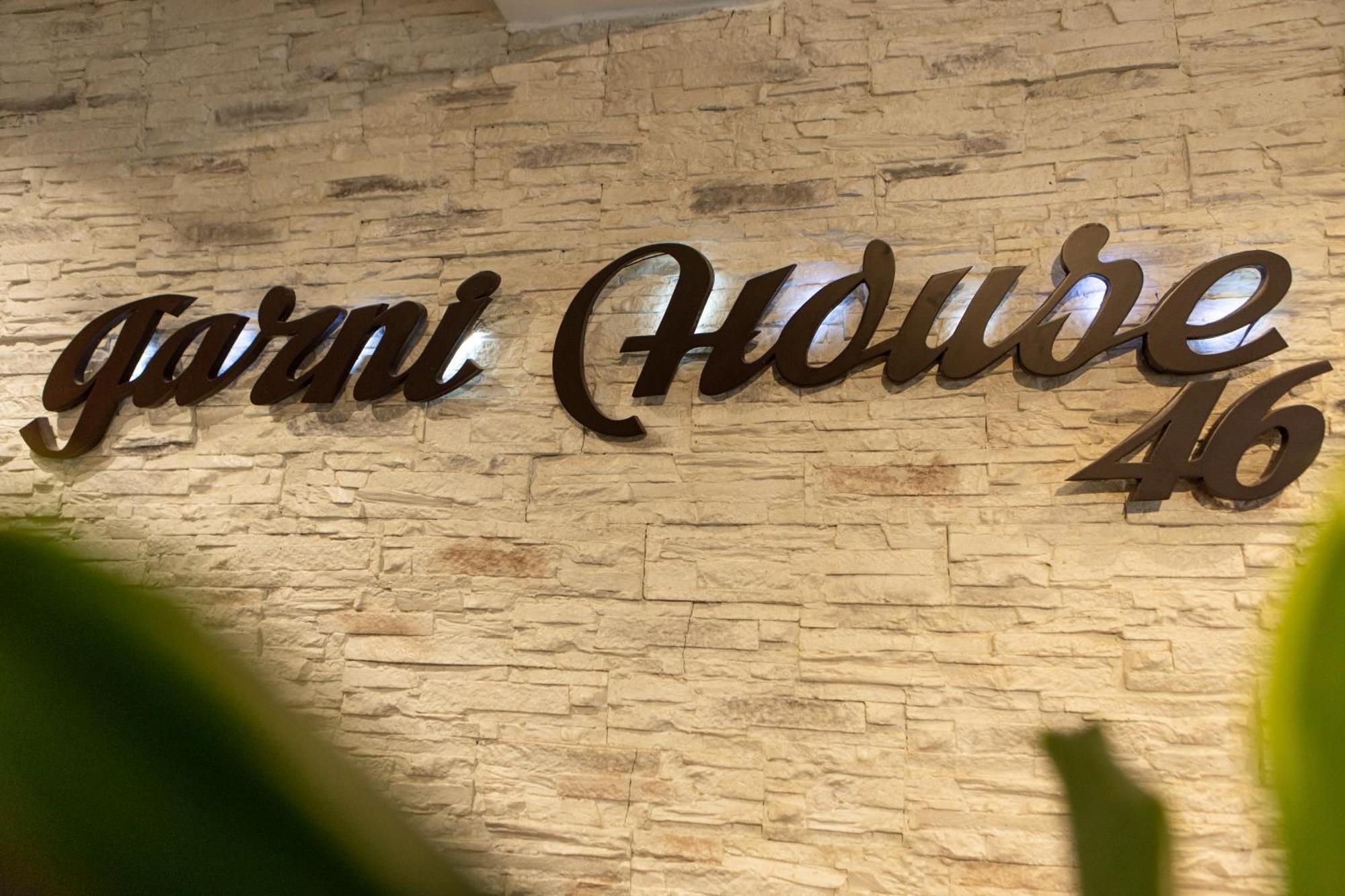 Garni House 46 Plus Belgrade Extérieur photo